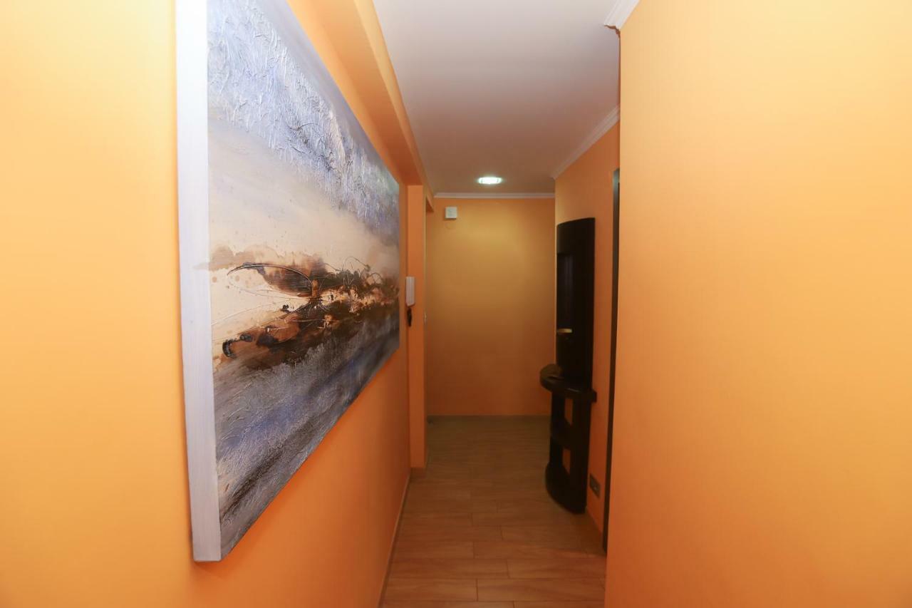 Costa Daurada Apartaments - Aloha 萨洛 外观 照片
