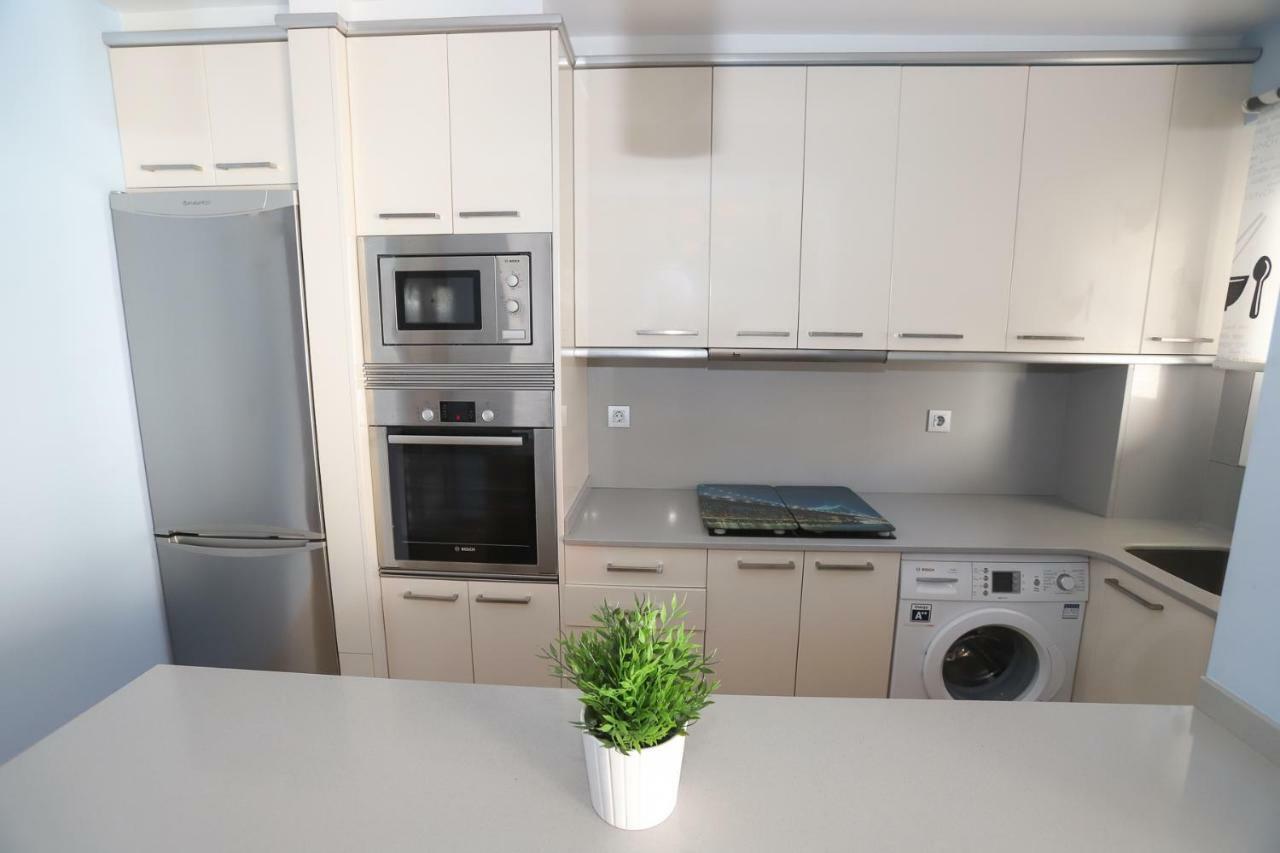 Costa Daurada Apartaments - Aloha 萨洛 外观 照片